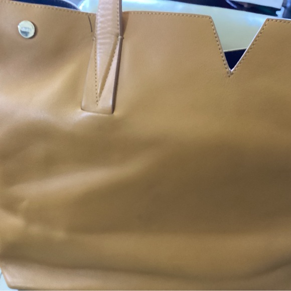 Vince mustard yellow leather tote - Picture 7 of 9
